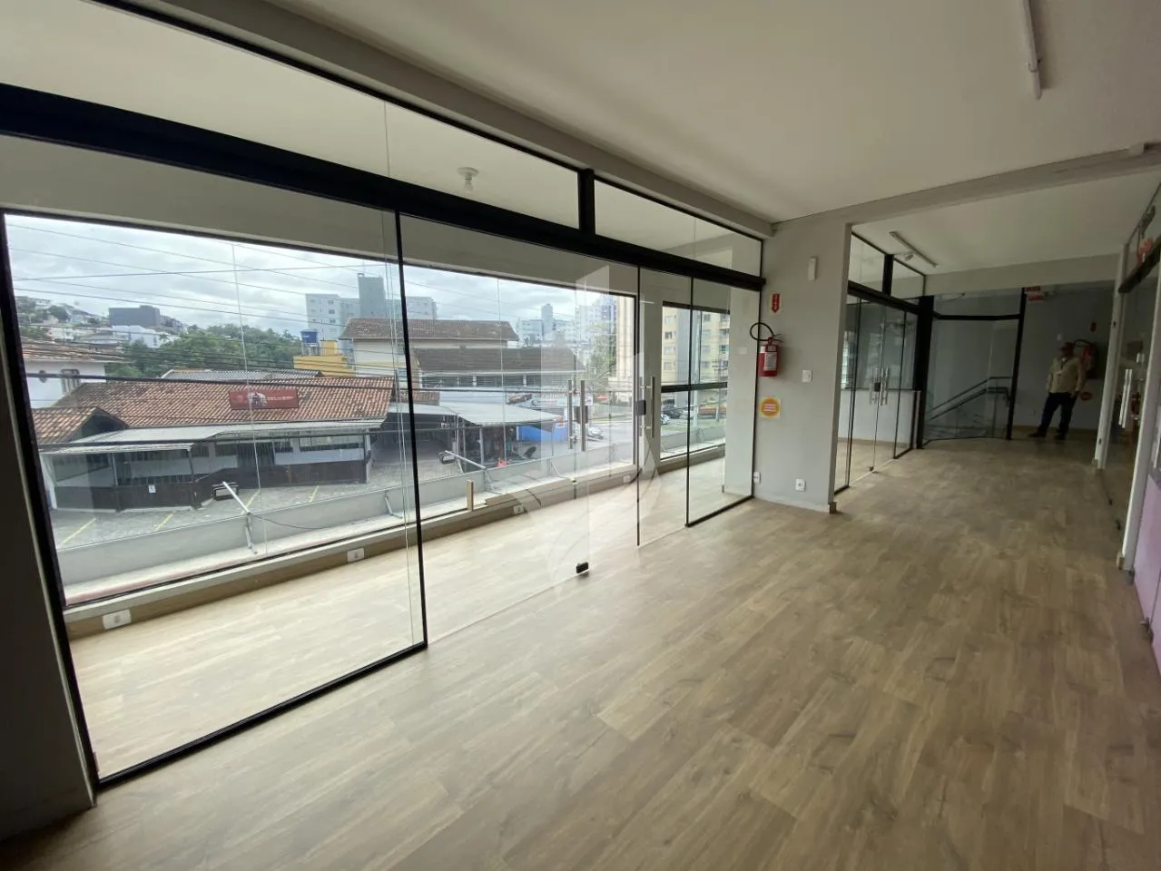 Loja comercial no bairro Escola Agrícola — foto 6