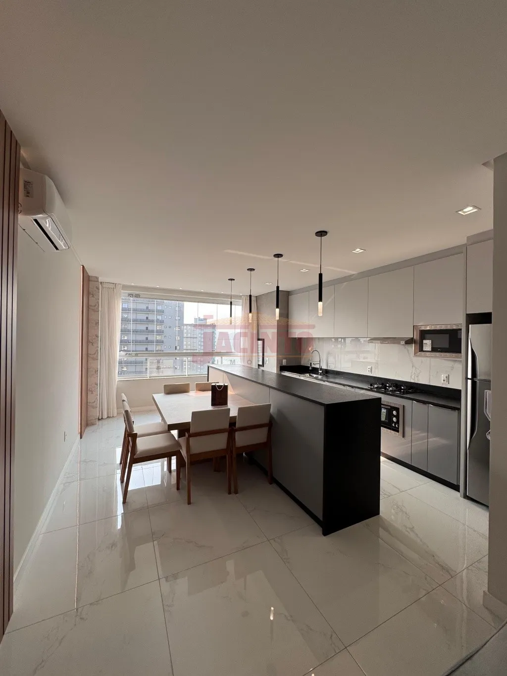 APARTAMENTO MOBILIADO E EQUIPADO - ÚLTIMO ANDAR, EM PEREQUÊ/PORTO BELO. — foto 5