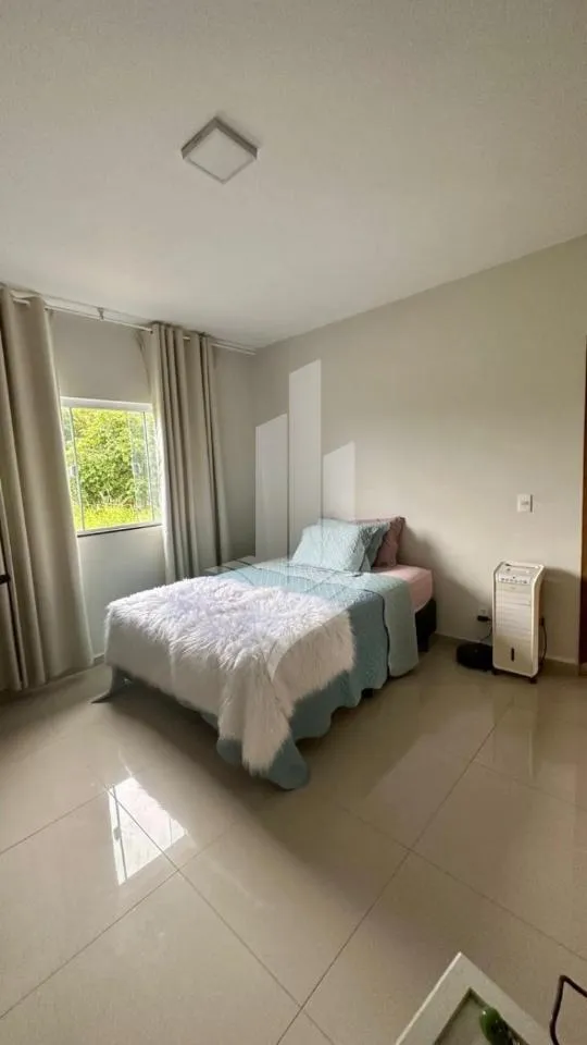 Oportunidade Imperdível! 2 casas independentes no terreno com 450 m ! — foto 2