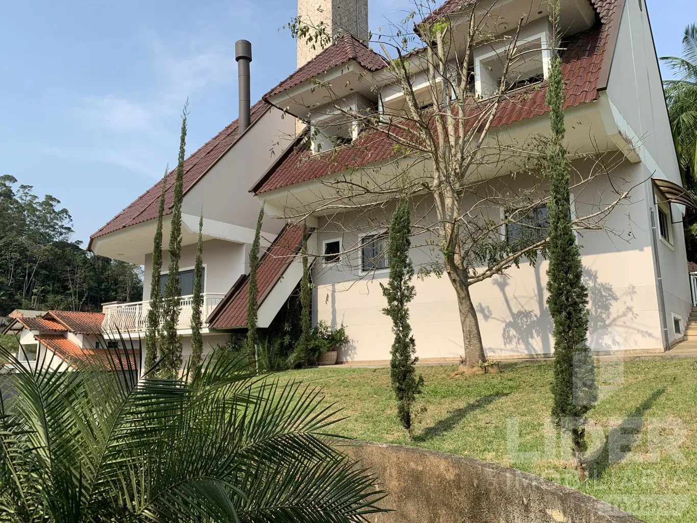 Mansão Linda e Imponente — foto 4