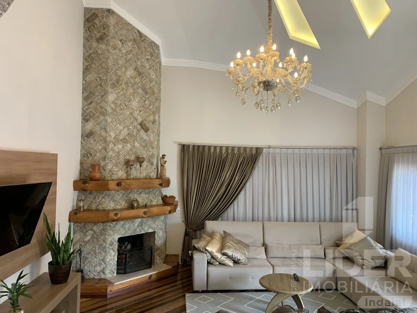 Mansão Linda e Imponente — foto 7