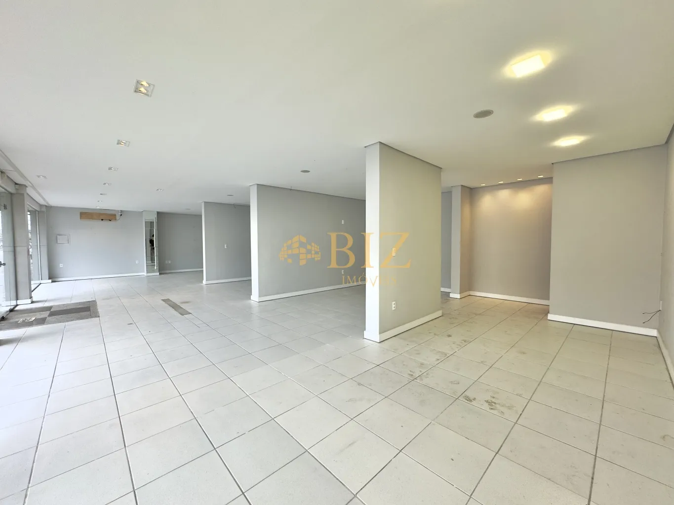 Excelente oportunidade comercial no centro de Blumenau, com 170m! — foto 6
