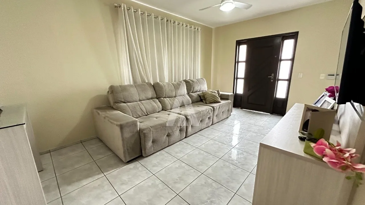 Casa com 1 suíte(s) mais 3 quarto(s) à venda no bairro Floresta em Joinville, por R$ 750.000.00. — foto 3