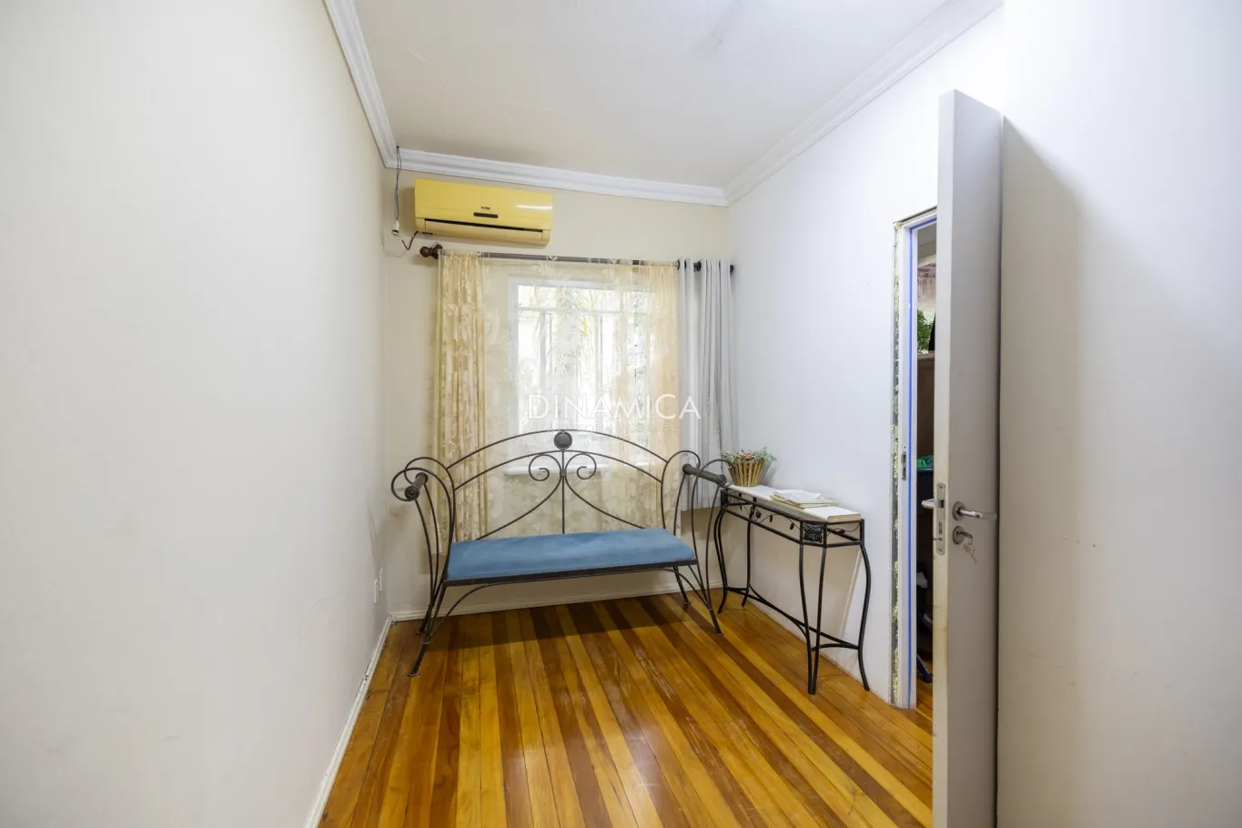 Casa com excelente terreno a venda no bairro Garcia em Blumenau, ótima opção para você investidor . — foto 3