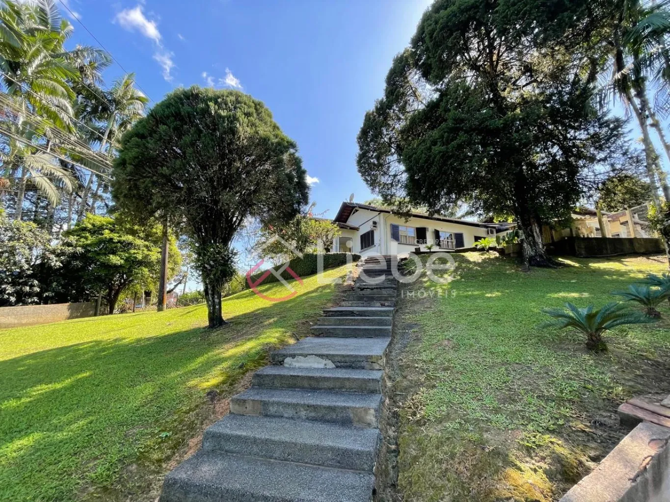 Oportunidade de imóvel no bairro Testo Central na cidade de Pomerode com uma casa de aproximadamente 170,00m num terreno com 1.480,00m. — foto 2