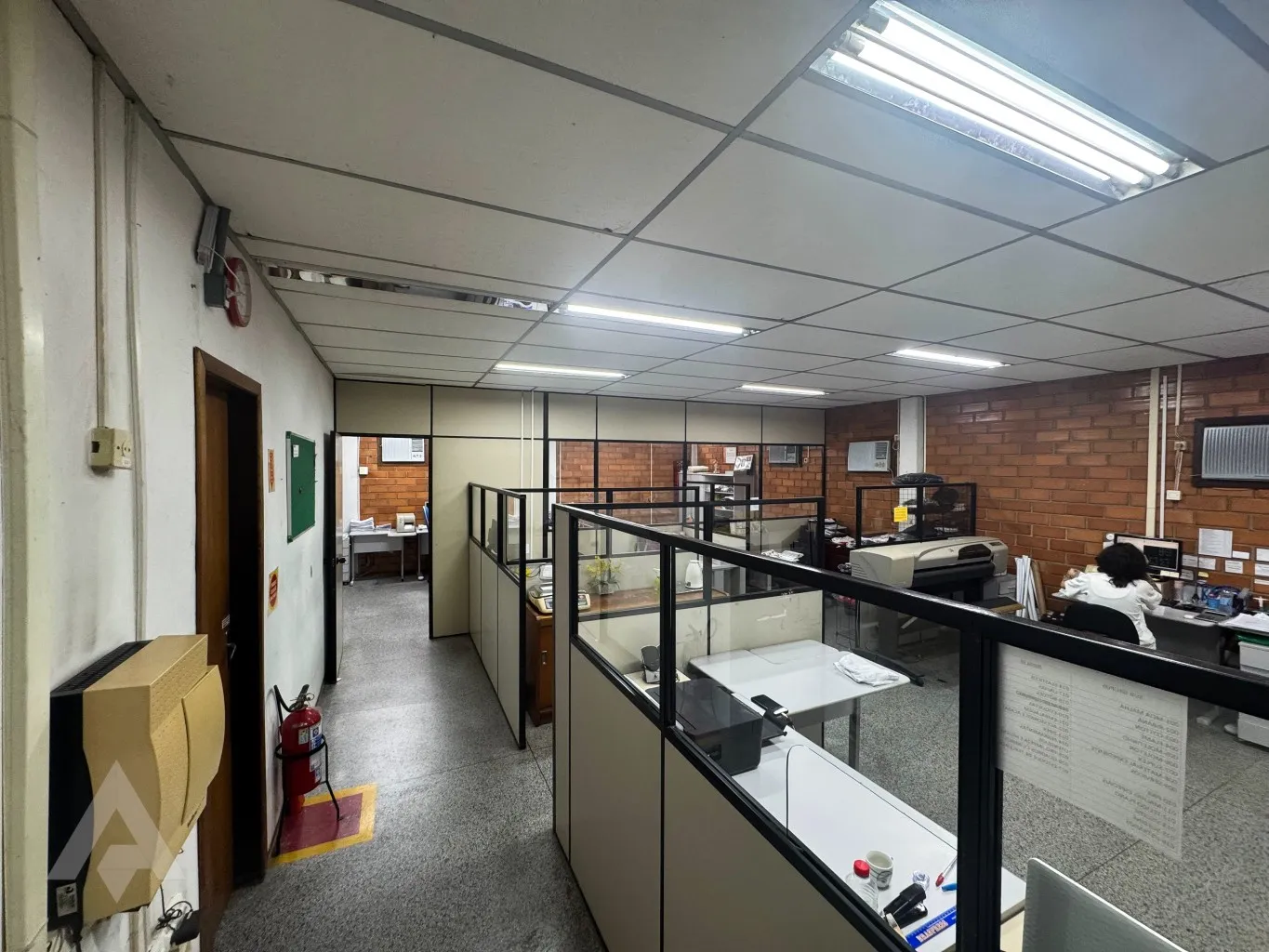 Galpão no bairro Água Verde — foto 4