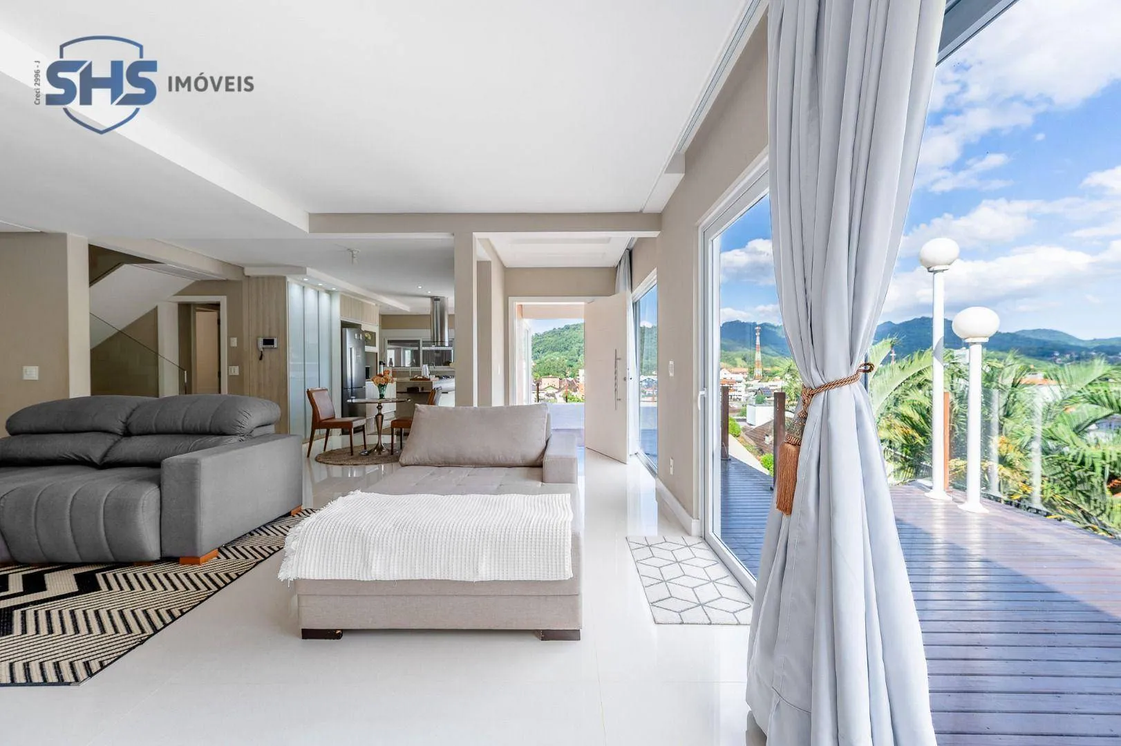 Casa com 4 dormitórios à venda, 312 m por R$ 3.390.000,00 - Centro - Pomerode/SC - foto 1