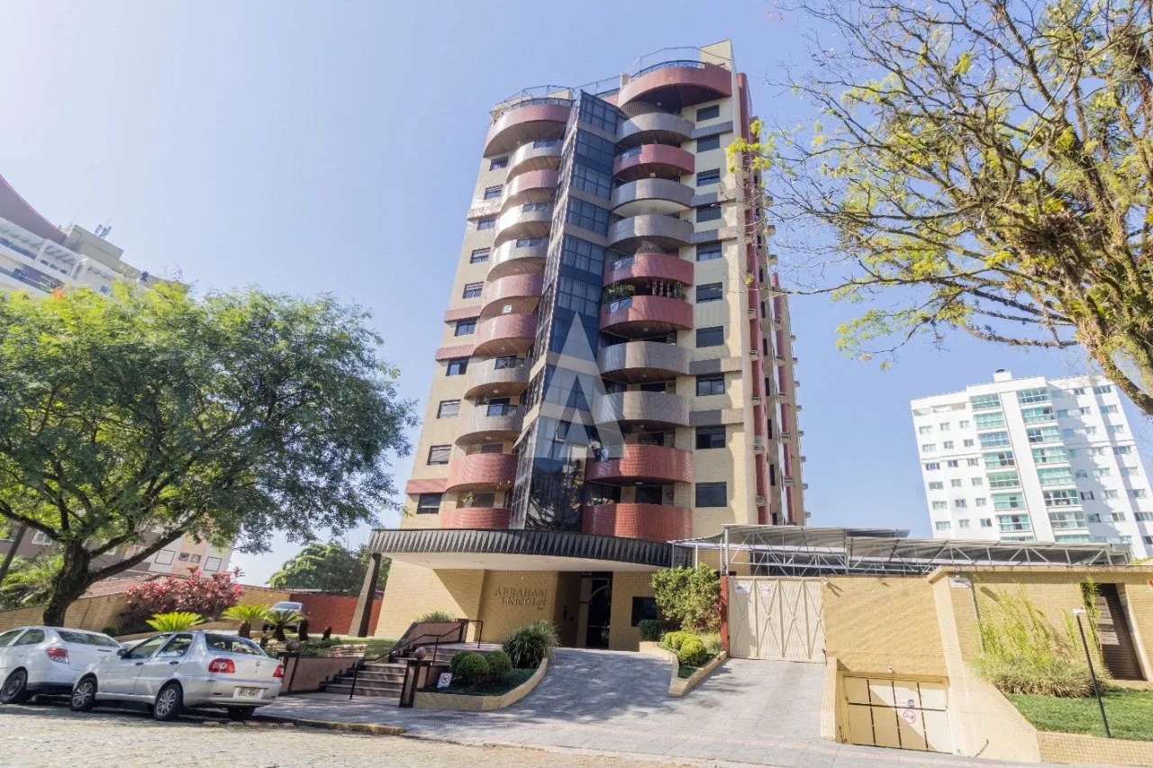 Apartamento com 1 suíte(s) mais 2 quarto(s) à venda no bairro ATIRADORES em JOINVILLE, por R$ 1.100.000.00. - foto 1