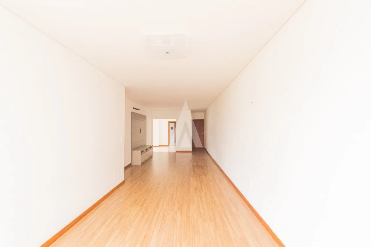 Apartamento com 1 suíte(s) mais 2 quarto(s) à venda no bairro ATIRADORES em JOINVILLE, por R$ 1.100.000.00. — foto 2