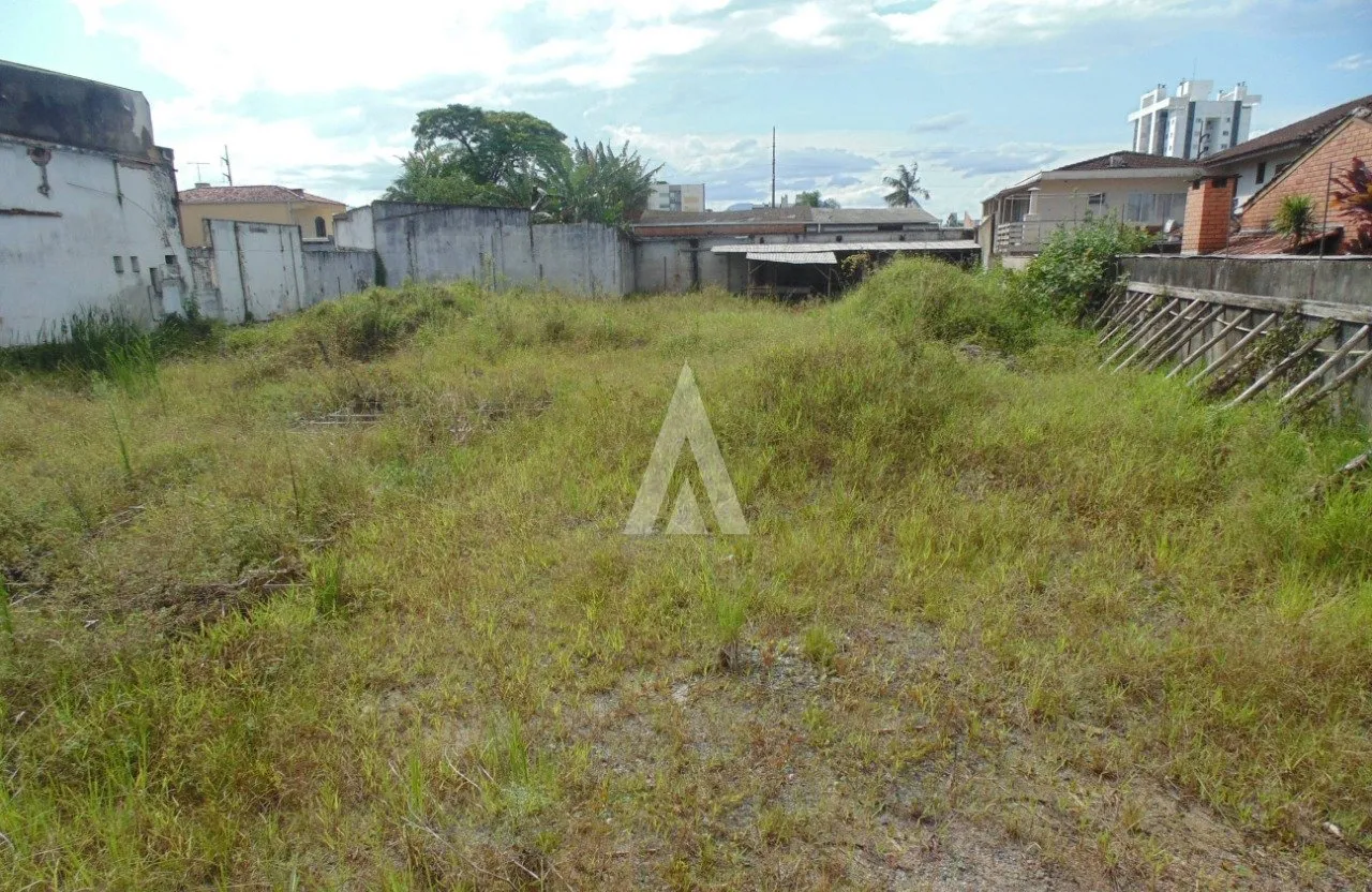 Terreno à venda no bairro Anita Garibaldi em Joinville, por R$ 1.750.000.00. — foto 6