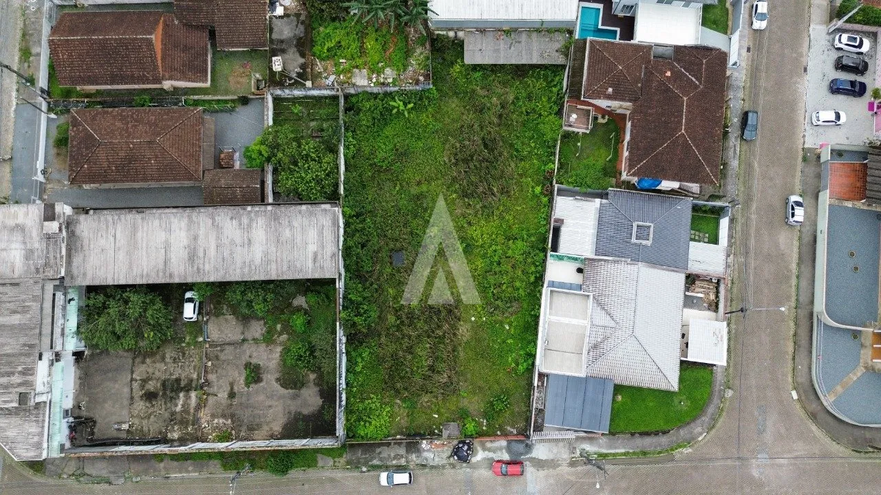 Terreno à venda no bairro Anita Garibaldi em Joinville, por R$ 1.750.000.00. — foto 2