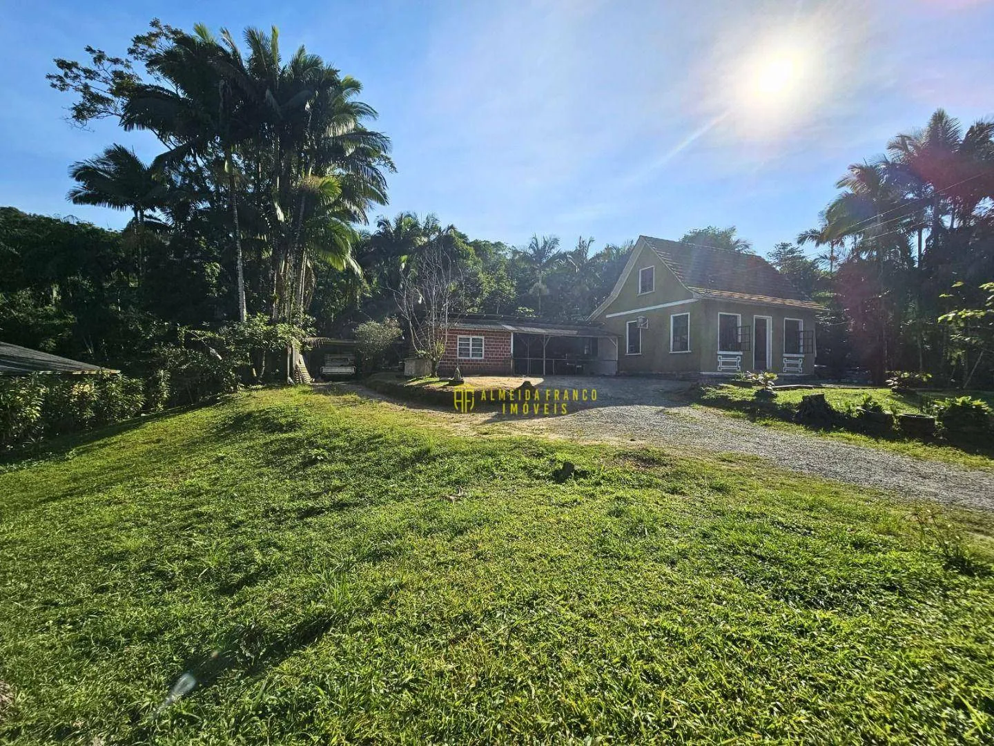 Sítio à venda, de frente para Rua Hermann Lange no Bairro Fidelis! - foto 1