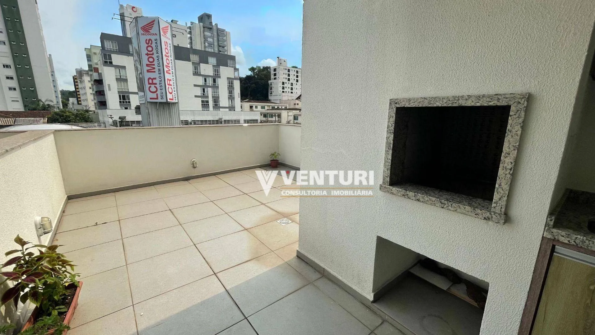 Apartamento com 2 dormitórios à venda, 68 m por R$ 570.000,00 - Victor Konder - Blumenau/SC — foto 2