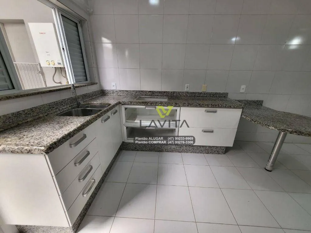 Casa com 5 dormitórios para alugar, 232 m por R$ 3.814,10/mês - Vorstadt - Blumenau/SC — foto 4