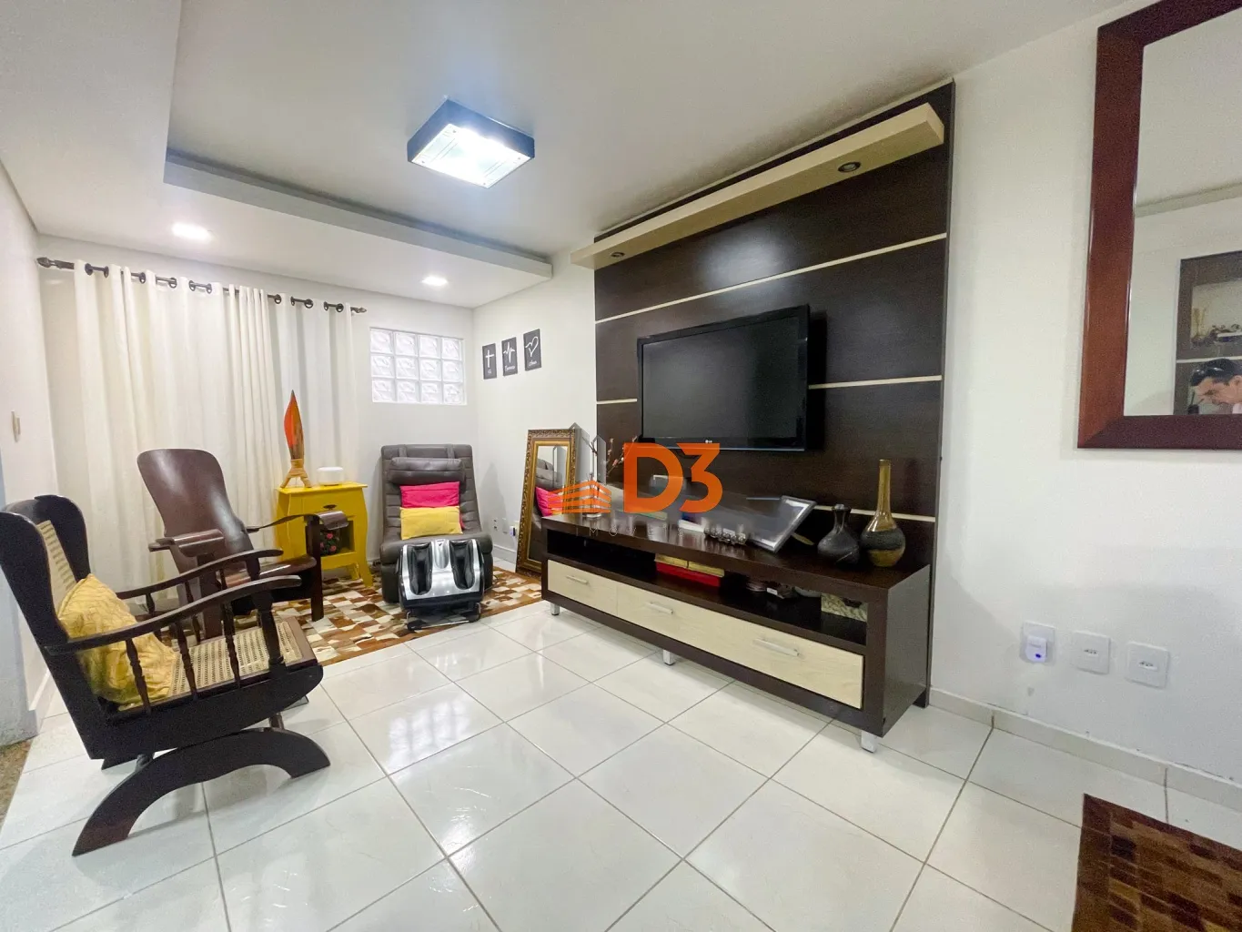 Belíssima casa com 5 dormitórios no início do bairro Garcia — foto 2