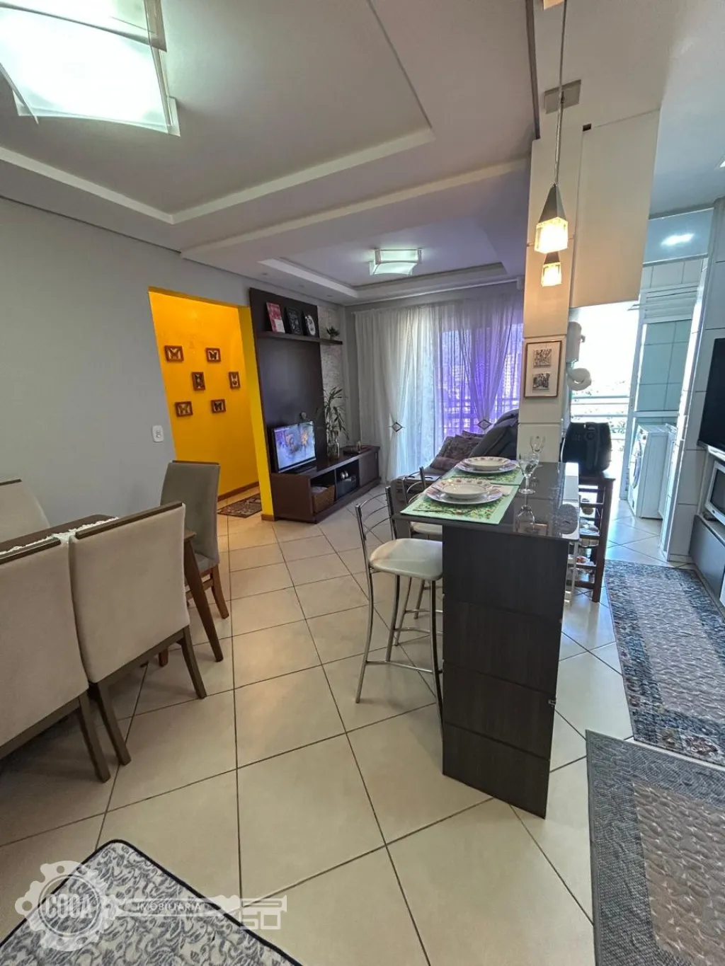 Excelente apartamento com 3 dormitórios sendo 01 suíte à venda em Blumenau. — foto 2