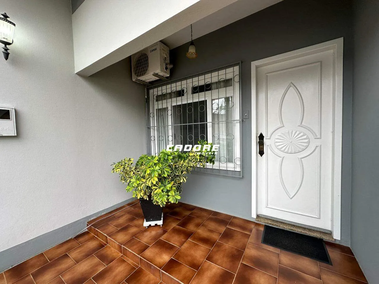 Casa em Alvenaria com 3 Dormitórios a Venda no Bairro Garcia - Blumenau - SC — foto 2