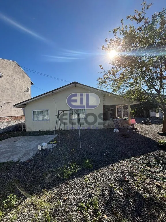 Casa de esquina no Bairro Itinga Joinville — foto 2