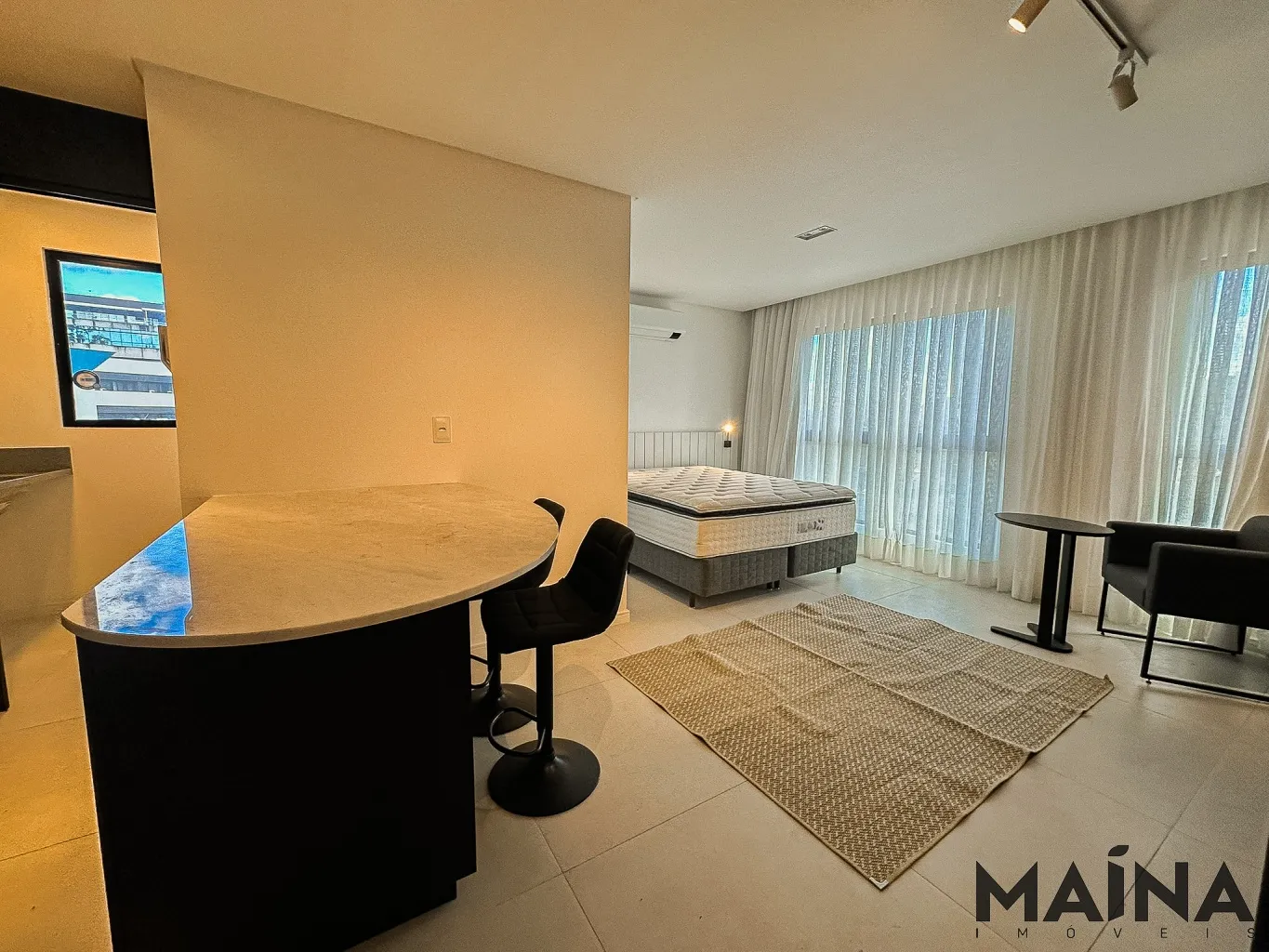 Loft totalmente mobiliado no bairro Garcia em Blumenau. — foto 2