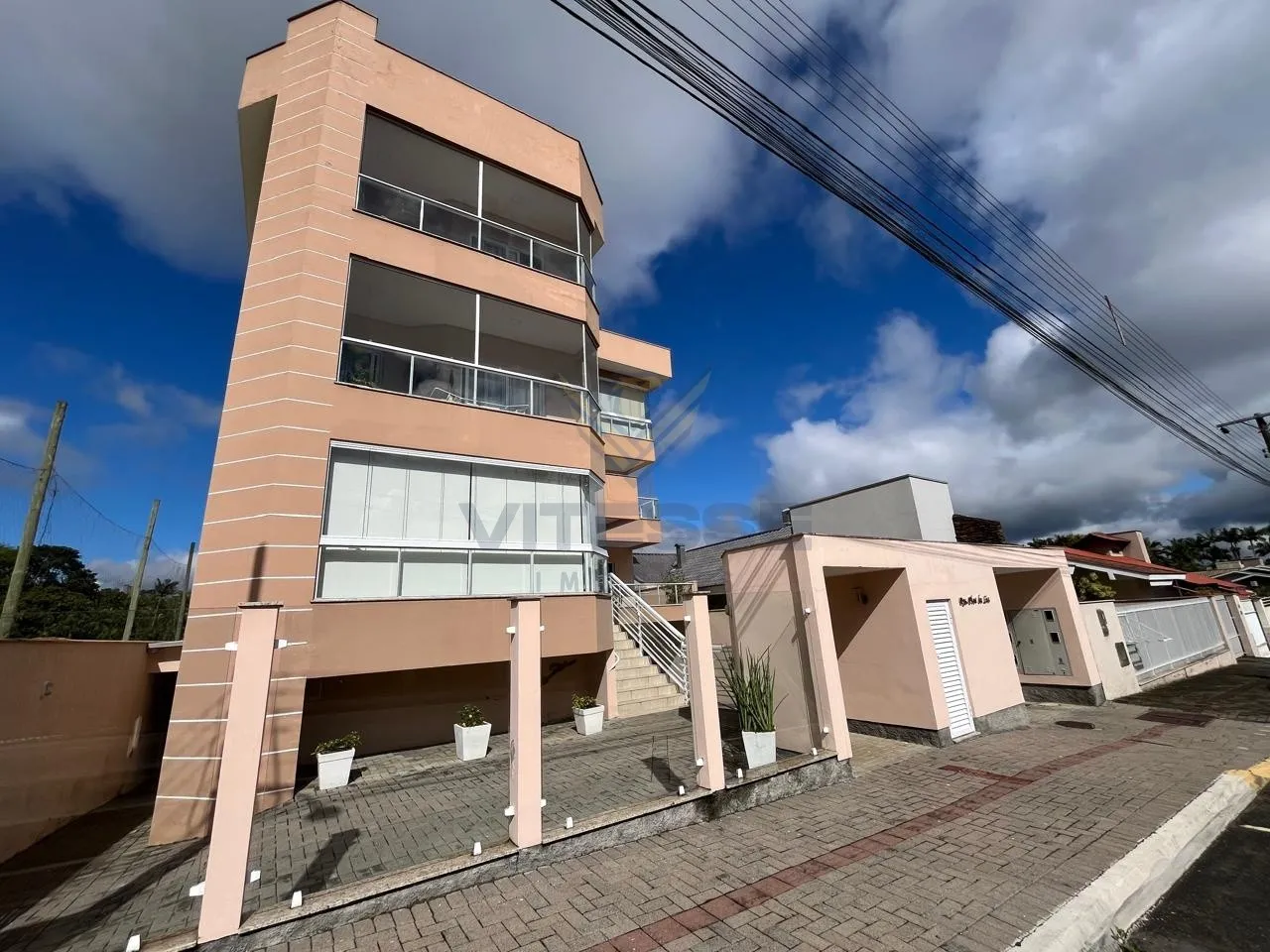Apartamento com suíte e duas vagas — foto 2