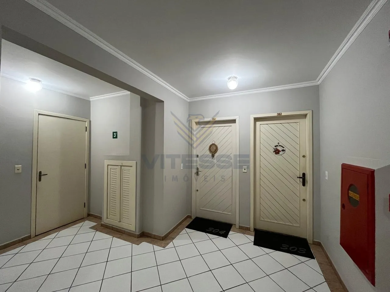 Apartamento com suíte e ampla sacada com vista para o sol da manhã. — foto 6