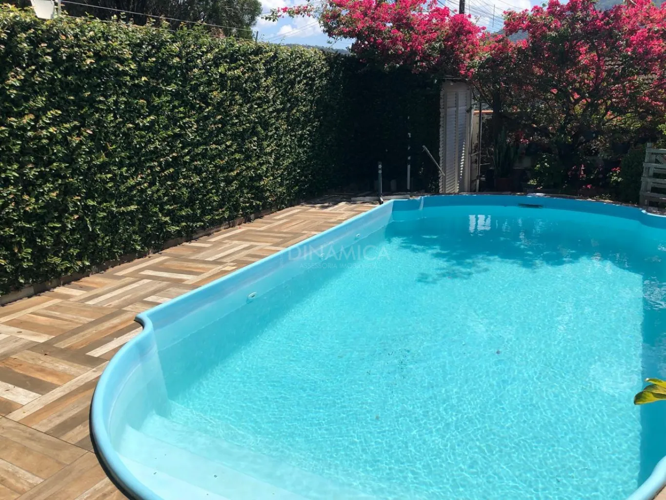 Casa semimobiliada com 3 suítes e piscina a venda no bairro Garcia em Blumenau — foto 2