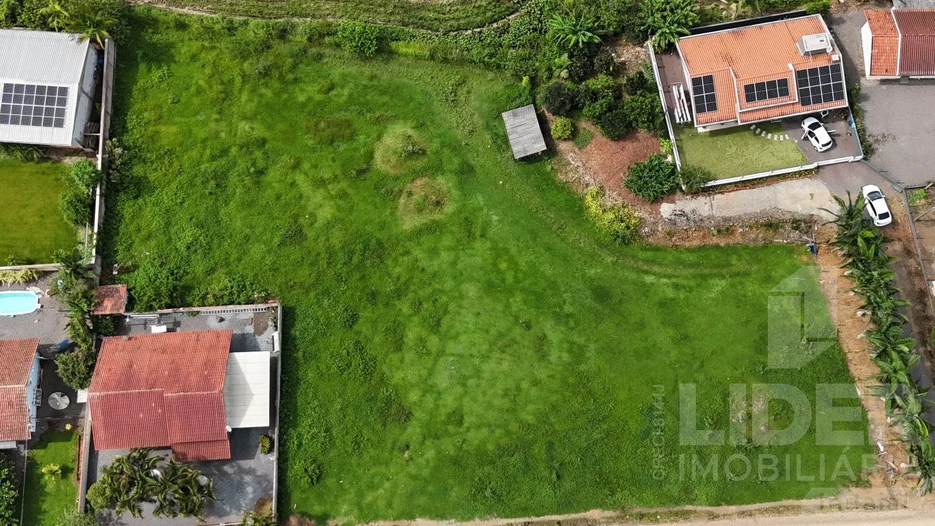 Terreno com testada de 30 metros — foto 2