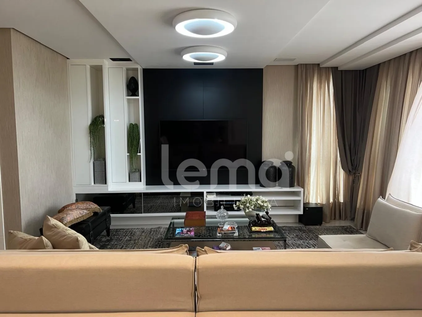 Apartamento com 227,00m de área privativa, 4 suítes e 4 vagas de garagem mais box — foto 6