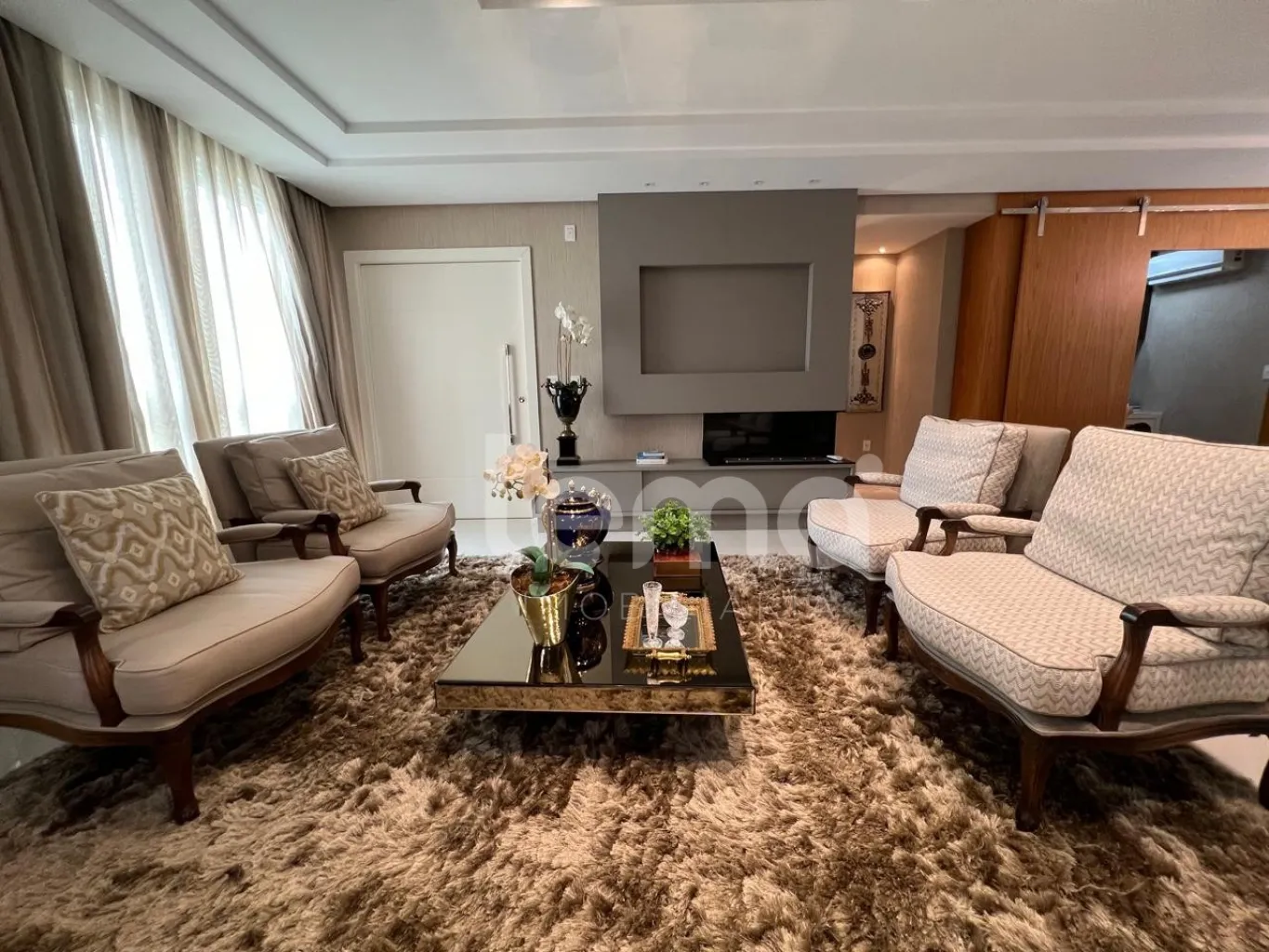 Apartamento com 227,00m de área privativa, 4 suítes e 4 vagas de garagem mais box — foto 7