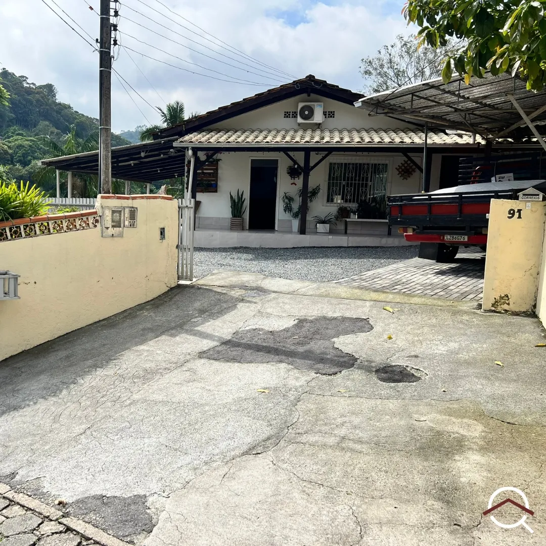 Casa 3 dormitórios - Próximo ao Colégio Padre Jose Mauricio - foto 1