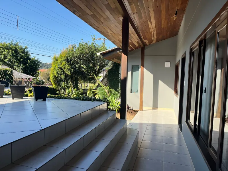 Excelente Casa 3 suítes Bairro Bela Vista — foto 2