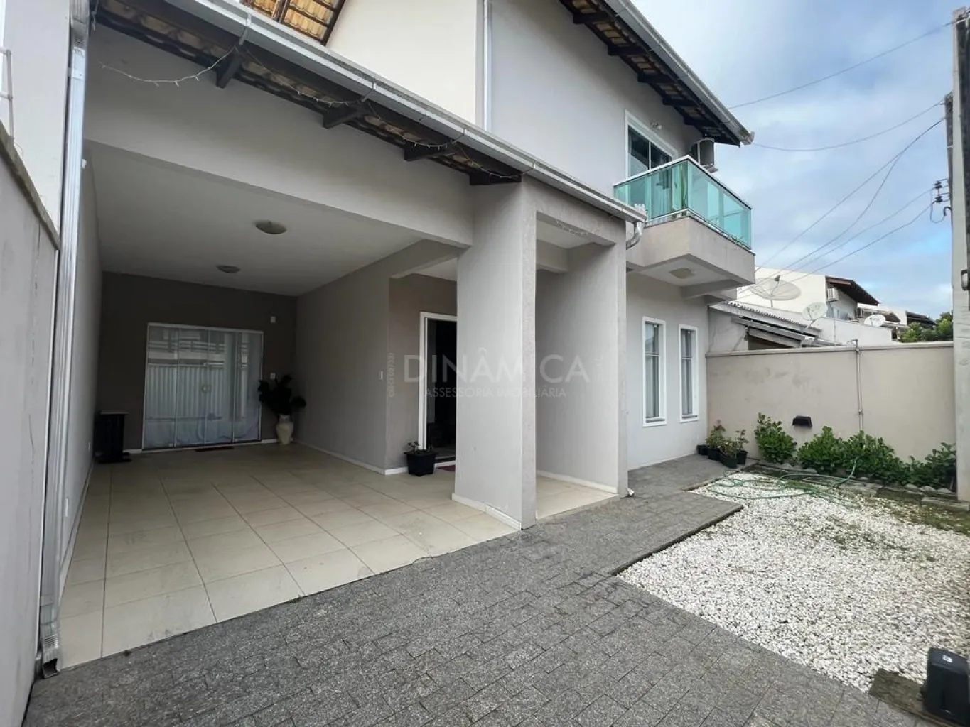 Casa semimobiliada com 165m2 em Penha a 200mt do mar e próximo do parque Beto Carrero — foto 2