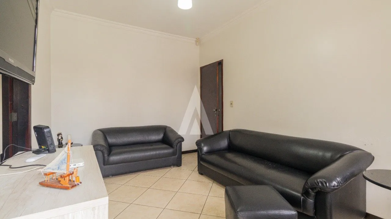 Casa com 1 suíte(s) mais 2 quarto(s) à venda no bairro Glória em Joinville, por R$ 1.300.000.00. — foto 6