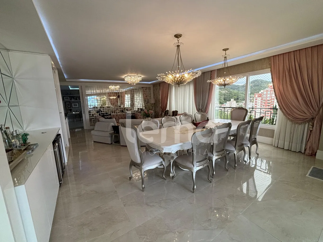 Cobertura com 4 suítes no bairro Jardim Blumenau — foto 2