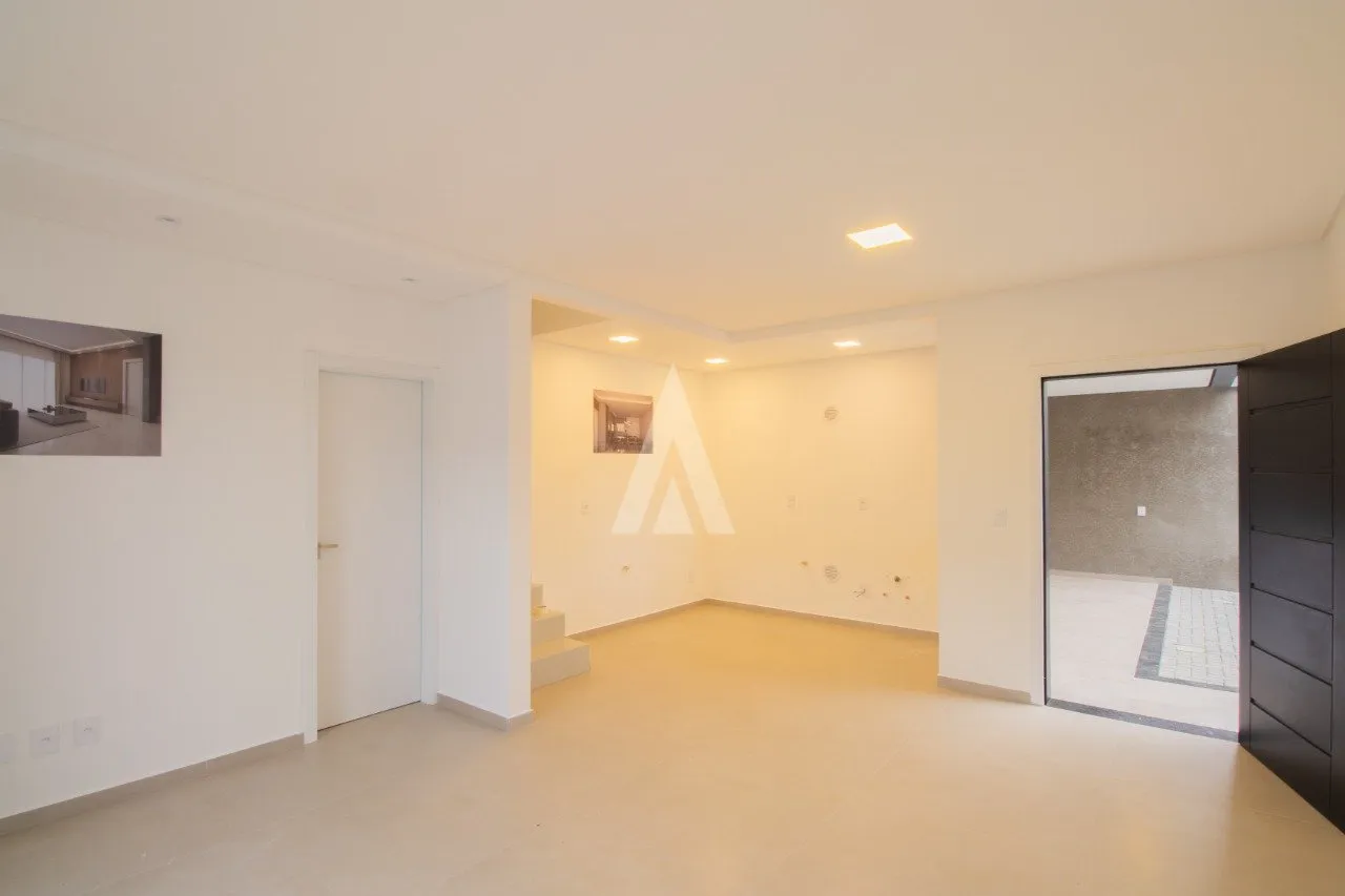 Casa em Condomínio com 1 suíte(s) mais 2 quarto(s) à venda no bairro BOM RETIRO em JOINVILLE, por R$ 1.097.000.00. — foto 2