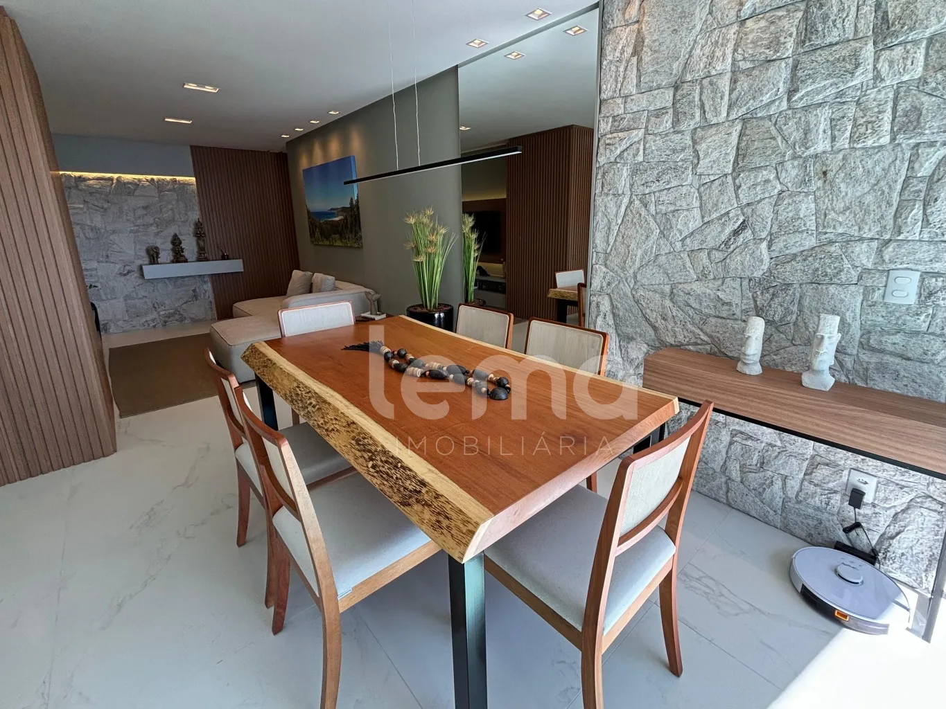 Apartamento mobiliado e equipado, no empreendimento pé na areia mais exclusivo de Balneário Piçarras! - foto 1