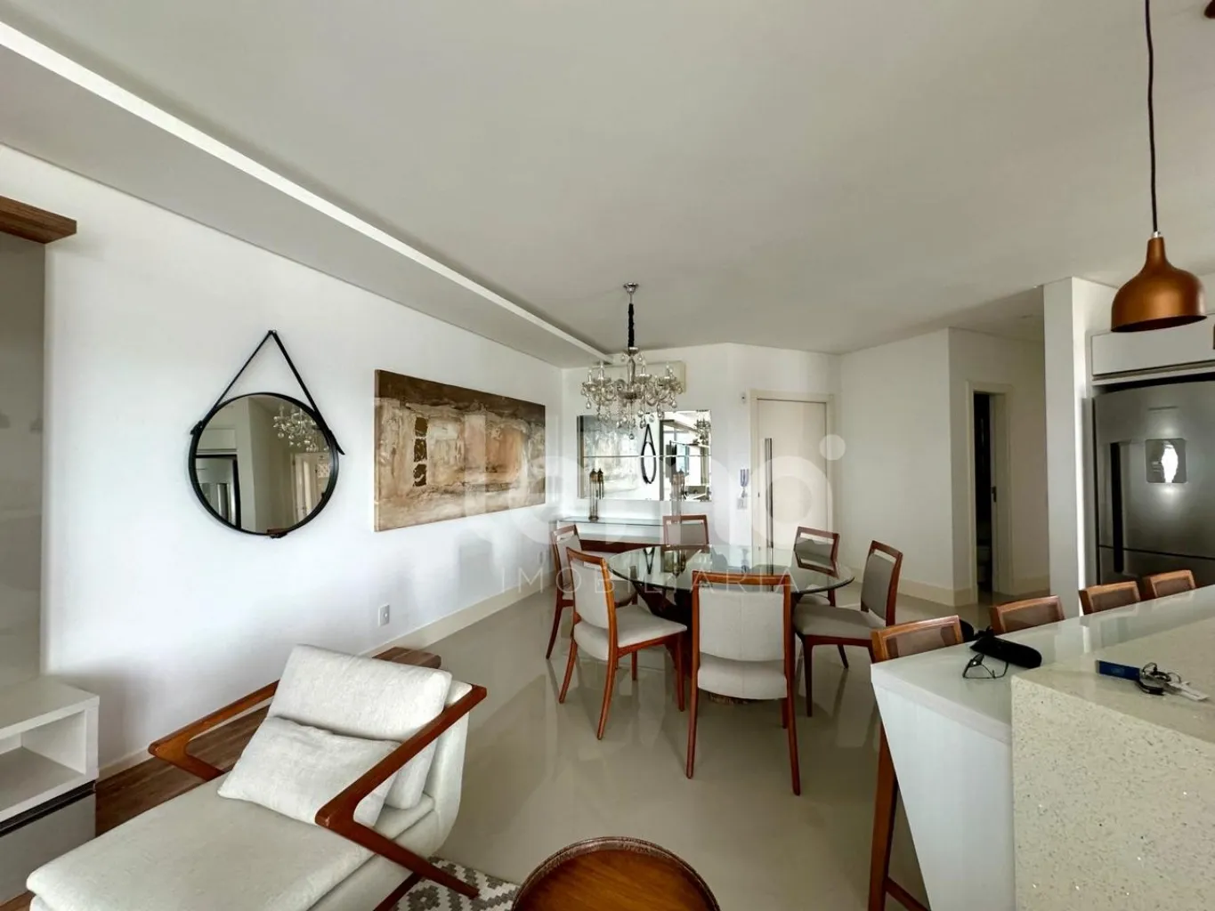 APARTAMENTO Á VENDA NO CENTRO EM BALNEÁRIO CAMBORIÚ — foto 3