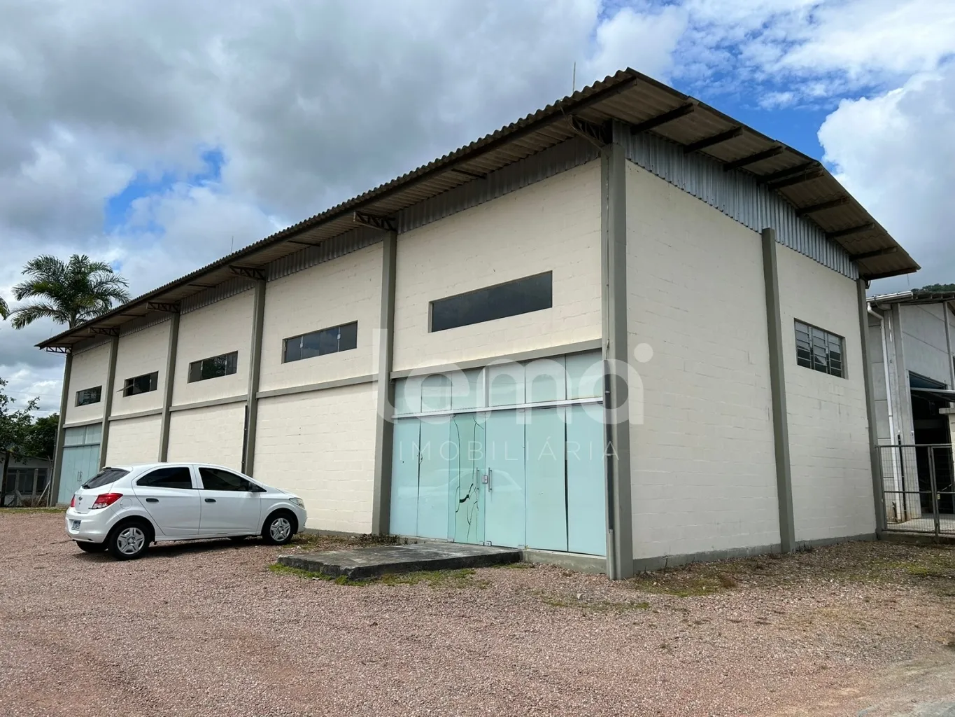 GALPÃO PARA LOCAÇÃO NA ITOUPAVA CENTRAL — foto 3