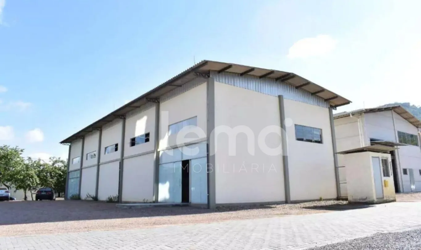 GALPÃO PARA LOCAÇÃO NA ITOUPAVA CENTRAL — foto 6