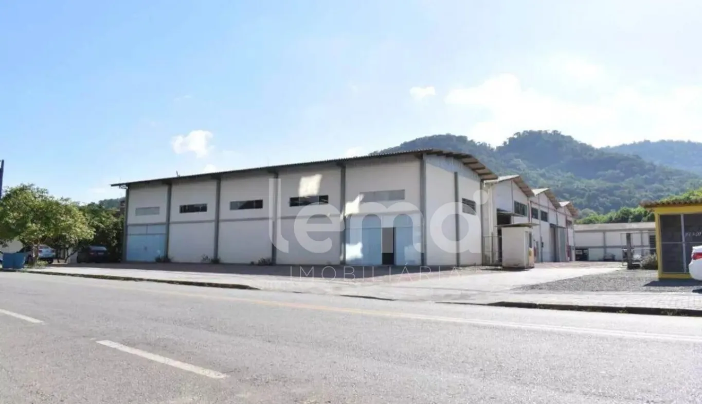 GALPÃO PARA LOCAÇÃO NA ITOUPAVA CENTRAL — foto 7