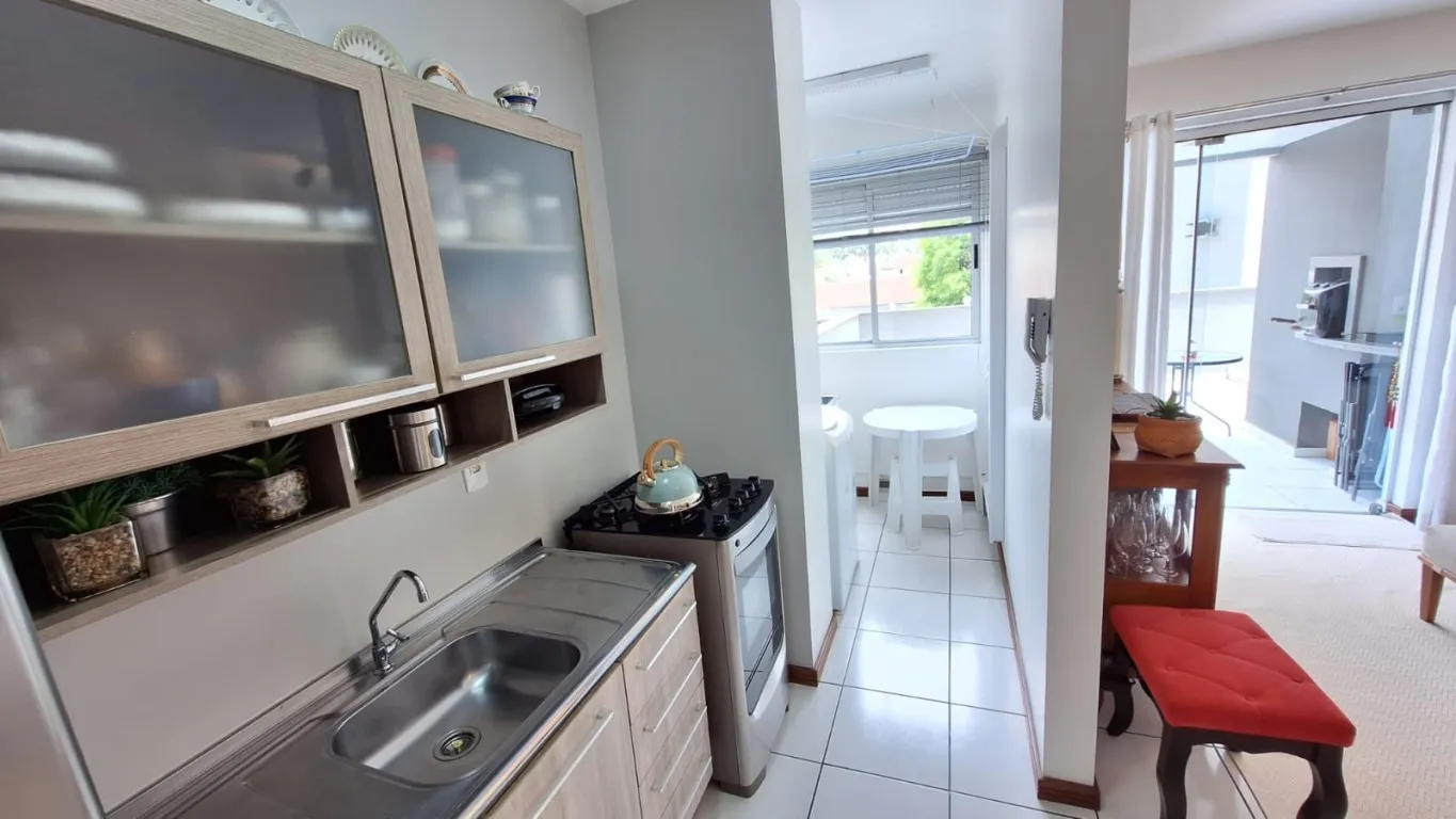 APARTAMENTO COM TERRAÇO, DOIS DORMITÓRIOS EM CONDOMÍNIO COM COMPLETA ÁREA DE LAZER NO BAIRRO VICTOR KONDER. — foto 6
