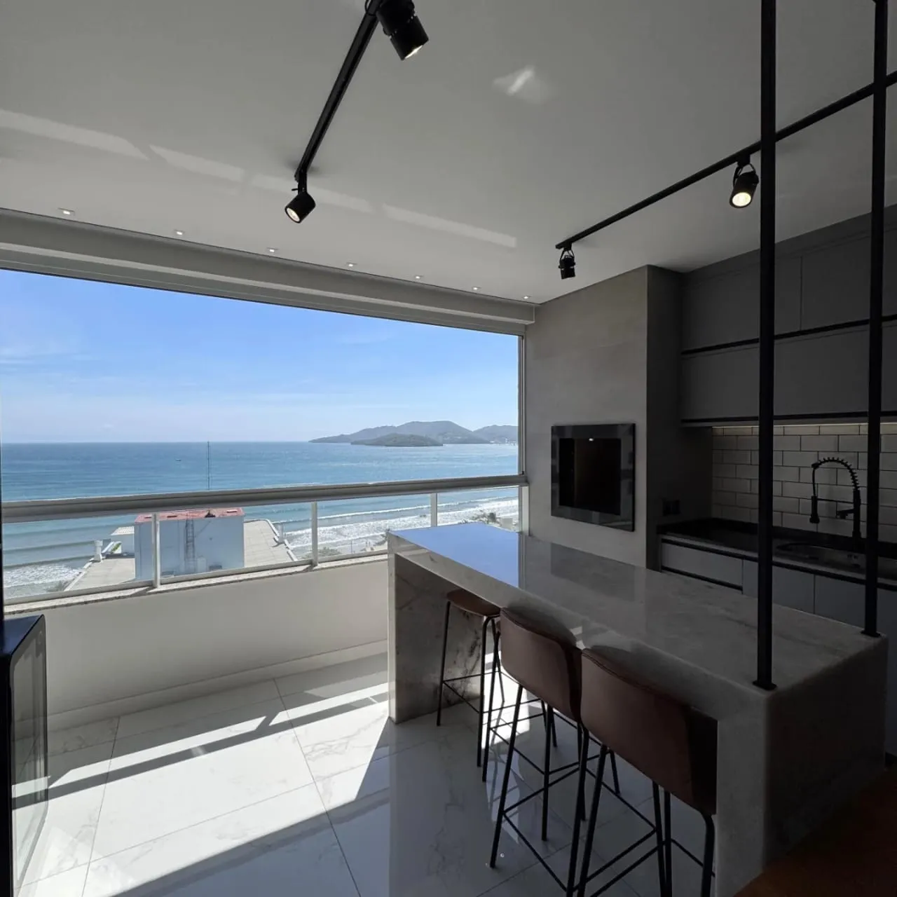 VENDO LINDO APARTAMENTO COM VISTA PRO MAR — foto 2