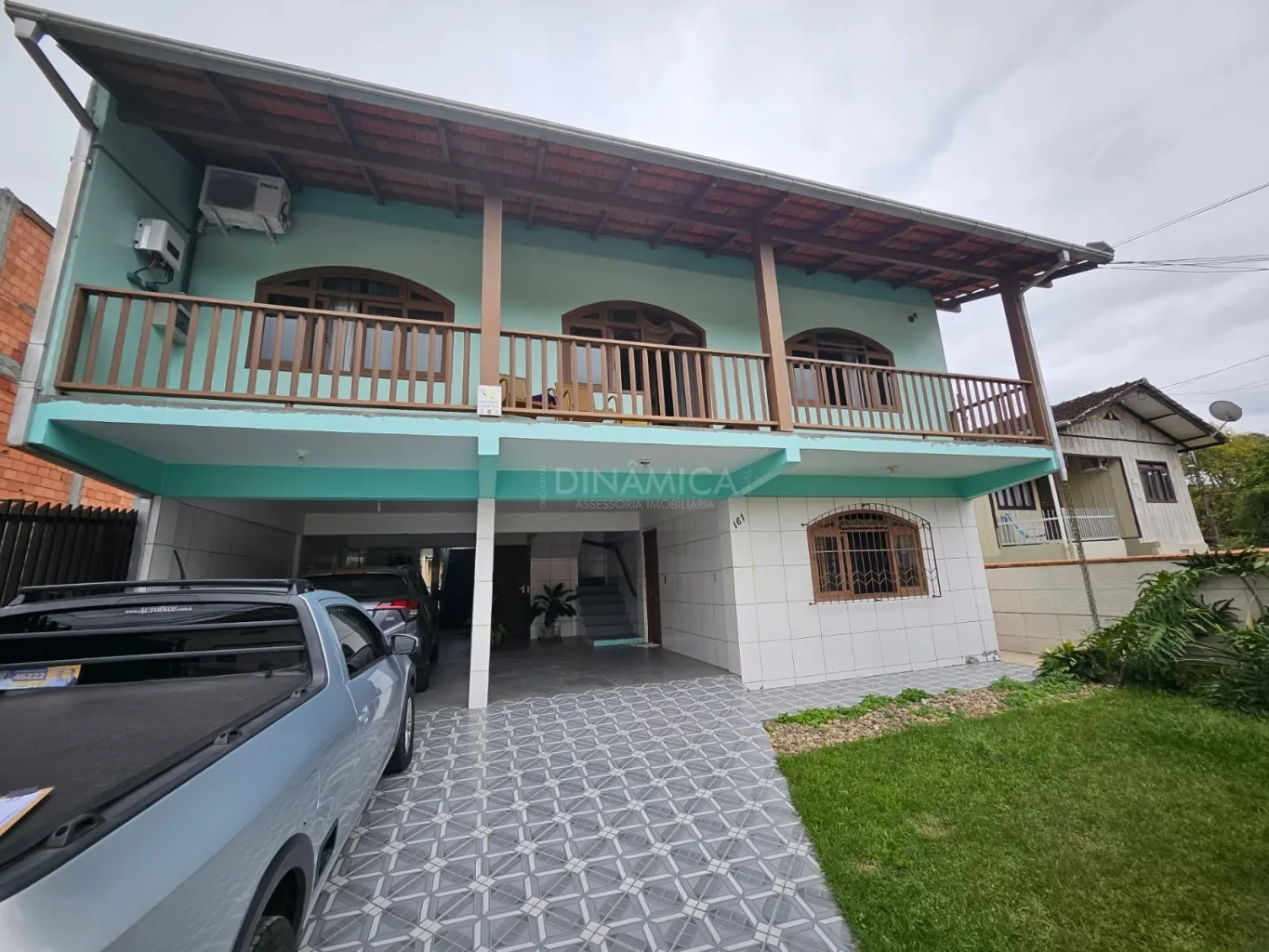 Casa com 1 suíte + 2 quartos a Venda no Bairro Valparaiso em Blumenau - foto 1