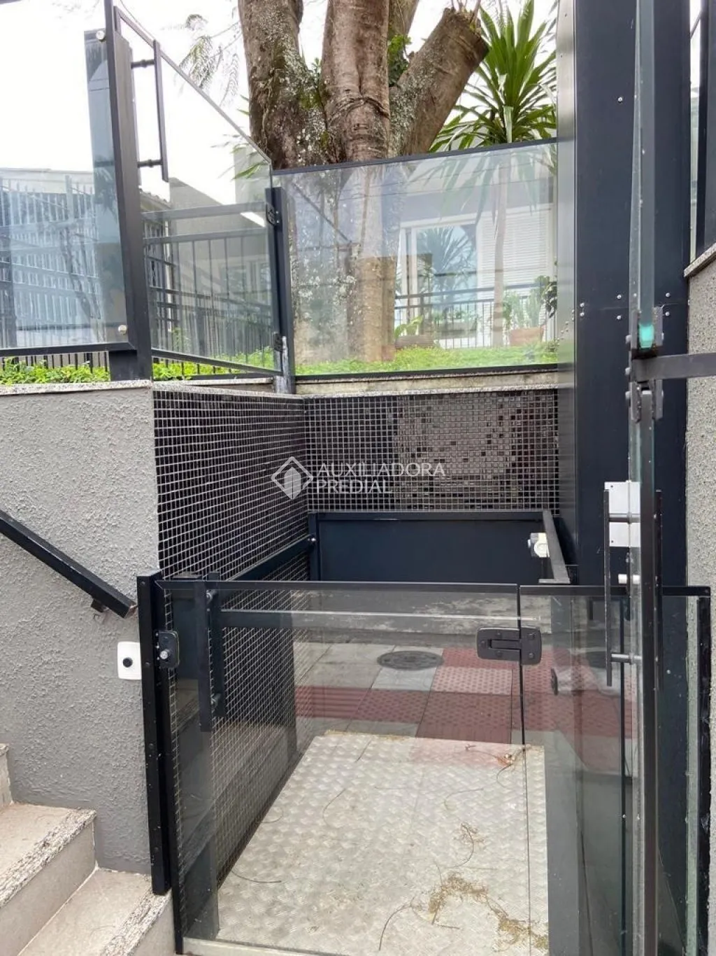 Casa à venda com 4 quartos e 2 suítes, 2 vagas, 525m² na Jose Lins do Rego no Bom Abrigo, Florianópolis — foto 3