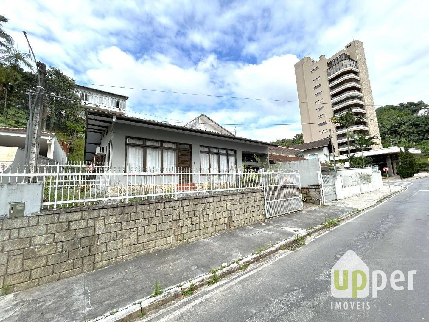 Casa com 2 dormitórios à venda, 186 m por R$ 2.500.000,00 - Jardim Blumenau - Blumenau/SC - foto 1