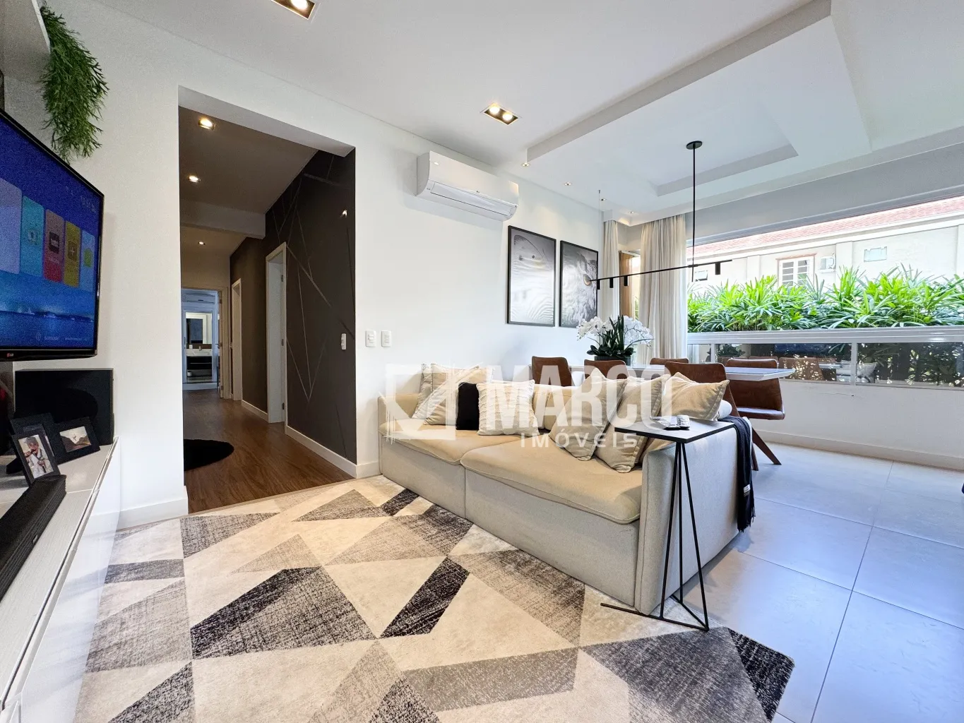 Apartamento semi mobiliado no centro de Pomerode, com 105,06m de área privativa. - foto 1