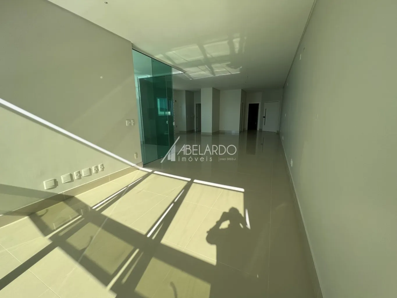 .APARTAMENTO FRENTE MAR, COM QUATRO SUÍTES, TRÊS VAGAS DE GARAGEM E CONDOMINIO COMPLETO - MEIA PRAIA/ ITAPEMA — foto 7