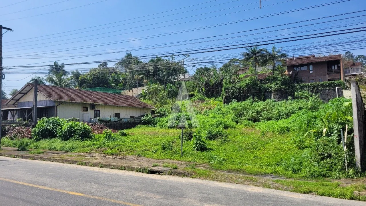 Terreno à venda no bairro Atiradores em Joinville, por R$ 2.350.000.00. — foto 2