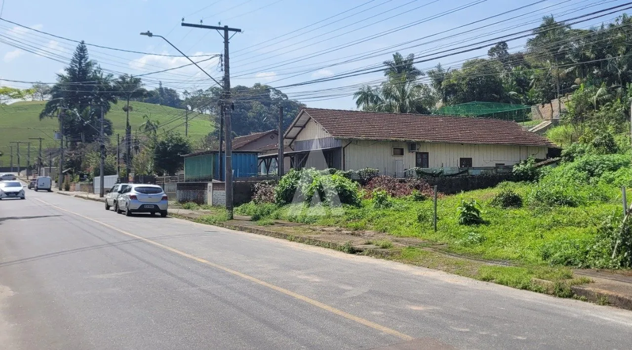 Terreno à venda no bairro Atiradores em Joinville, por R$ 2.350.000.00. — foto 3