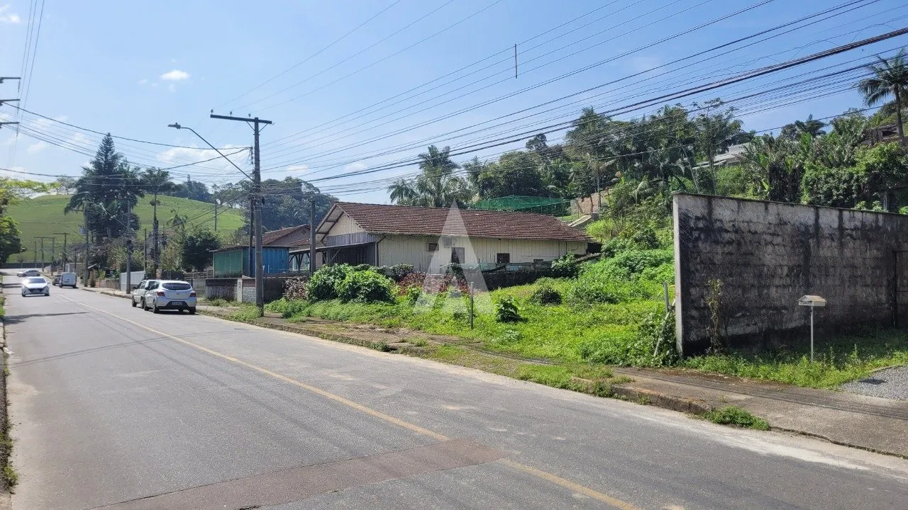 Terreno à venda no bairro Atiradores em Joinville, por R$ 2.350.000.00. — foto 5
